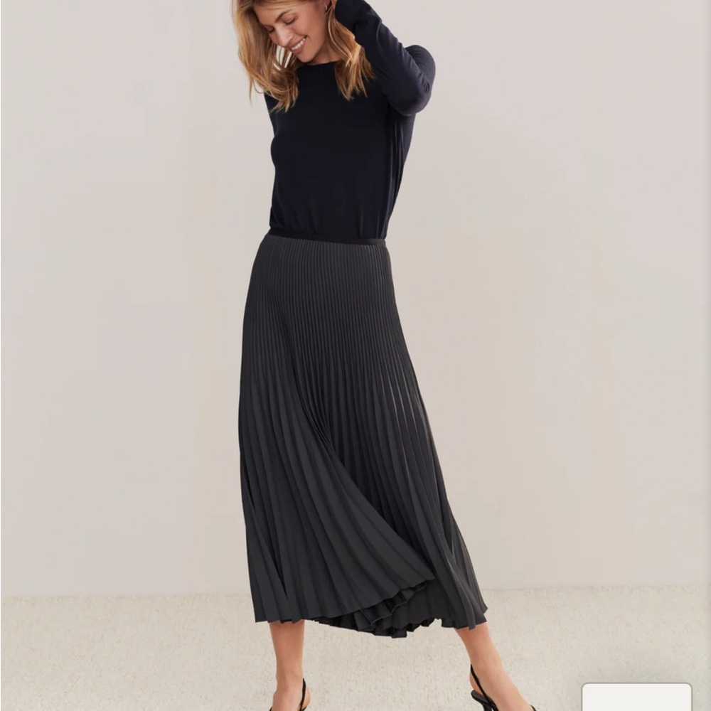 Jenni Kayne Pleated Skirt in Slate